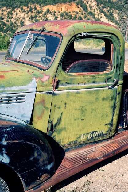 Planning Your Ideal Vintage Car Road Trip: Routes and Destinations